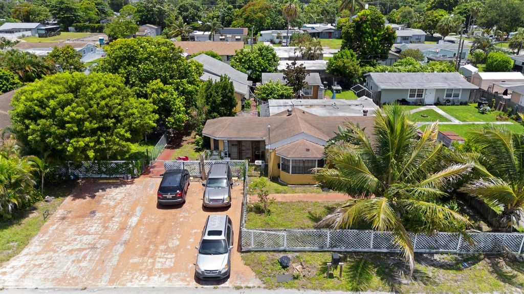 4373 VENUS Avenue, West Palm Beach, FL 33406