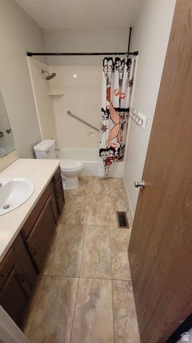 704 S ORCHARD DR, Bountiful, UT 84010