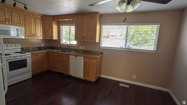 704 S ORCHARD DR, Bountiful, UT 84010