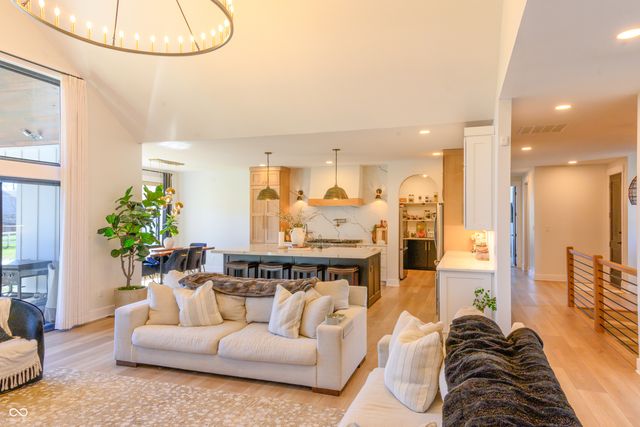 6661 W 100 N, Greenfield, IN 46140