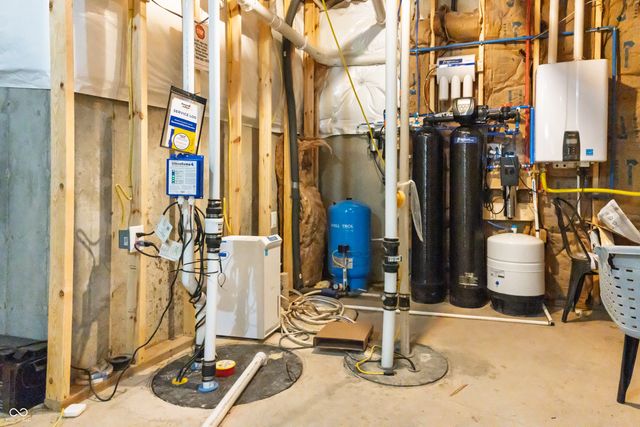 6661 W 100 N, Greenfield, IN 46140