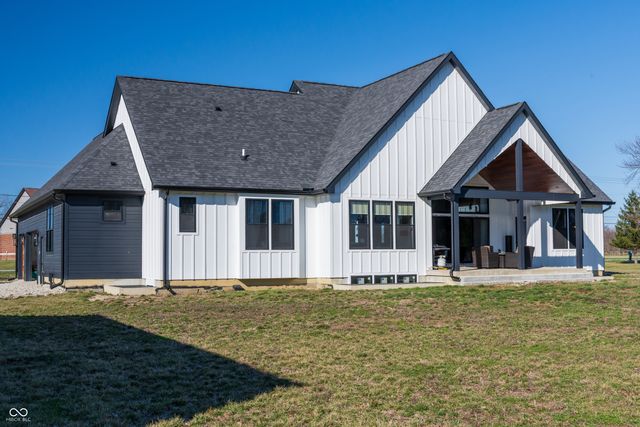 6661 W 100 N, Greenfield, IN 46140