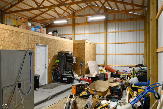 6661 W 100 N, Greenfield, IN 46140