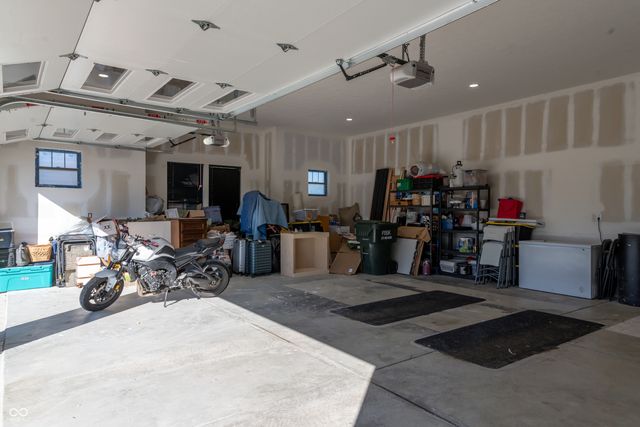 6661 W 100 N, Greenfield, IN 46140