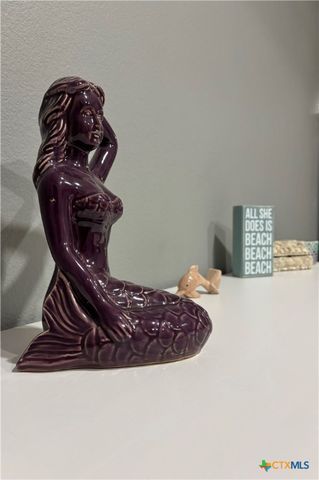 86 Kingfisher Street, Port O'connor, TX 77982