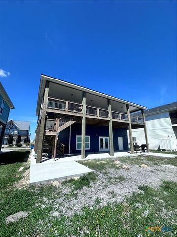 86 Kingfisher Street, Port O'connor, TX 77982