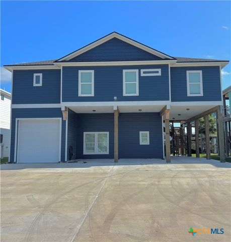 86 Kingfisher Street, Port O'connor, TX 77982