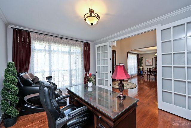 7933 Elbrecht Drive, Montgomery, OH 45242