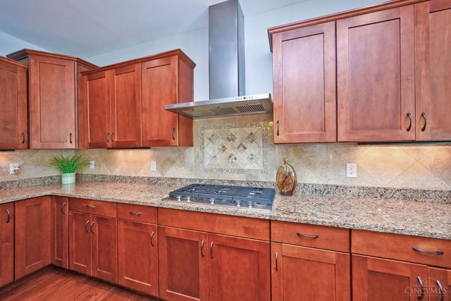7933 Elbrecht Drive, Montgomery, OH 45242