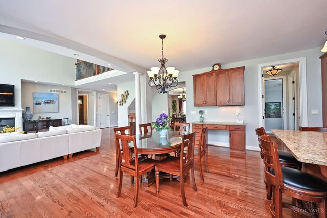 7933 Elbrecht Drive, Montgomery, OH 45242