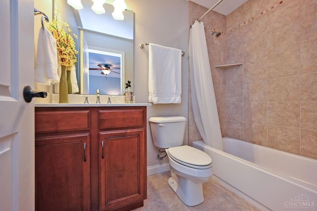 7933 Elbrecht Drive, Montgomery, OH 45242