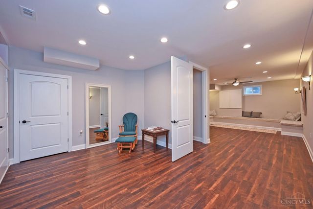 7933 Elbrecht Drive, Montgomery, OH 45242