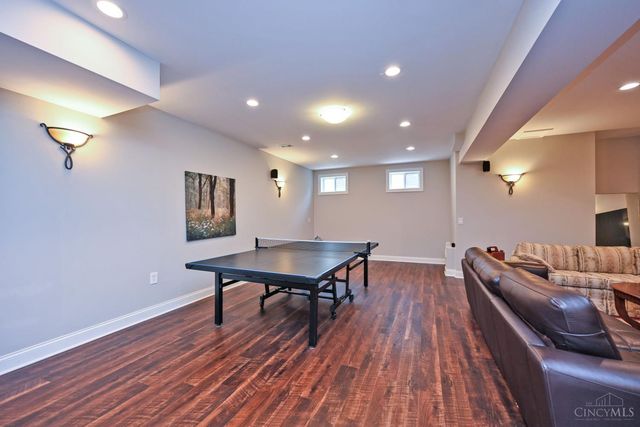 7933 Elbrecht Drive, Montgomery, OH 45242