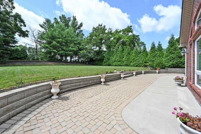 7933 Elbrecht Drive, Montgomery, OH 45242