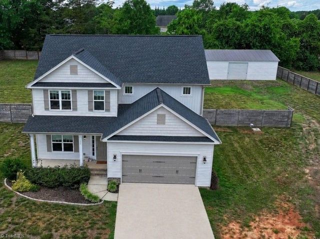 139 Wade Eaton Drive, Mocksville, NC 27028