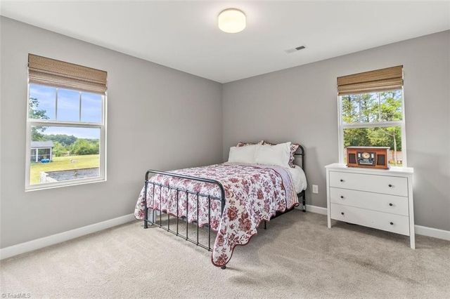 139 Wade Eaton Drive, Mocksville, NC 27028