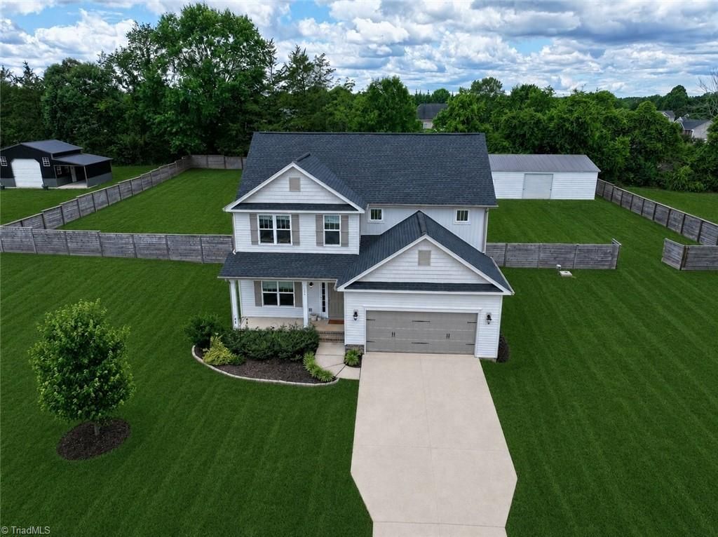 139 Wade Eaton Drive, Mocksville, NC 27028