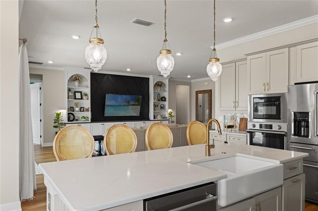 8761 DRUMMER PLANK DRIVE, Wesley Chapel, FL 33545