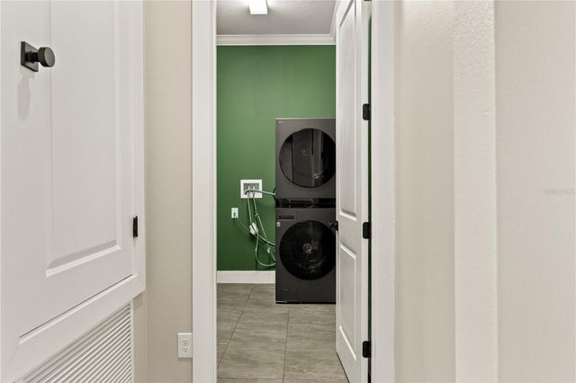 8761 DRUMMER PLANK DRIVE, Wesley Chapel, FL 33545