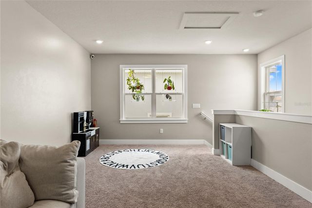 8761 DRUMMER PLANK DRIVE, Wesley Chapel, FL 33545