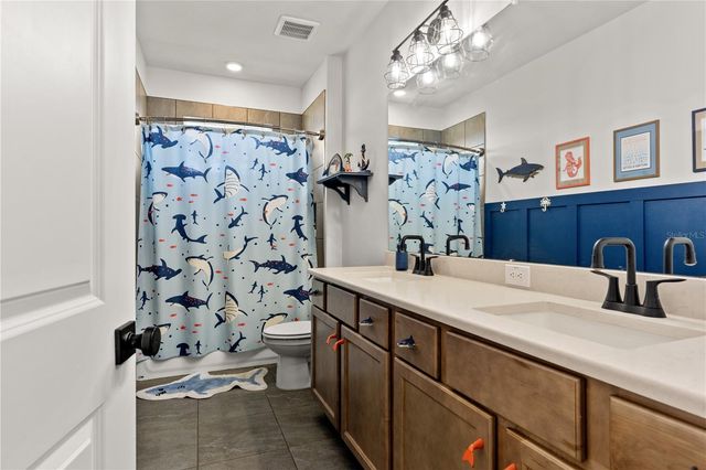 8761 DRUMMER PLANK DRIVE, Wesley Chapel, FL 33545