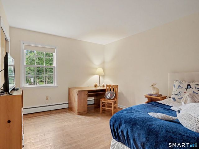 1061 Galloping Hill Road, Fairfield, CT 06824