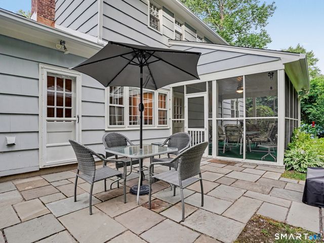 1061 Galloping Hill Road, Fairfield, CT 06824