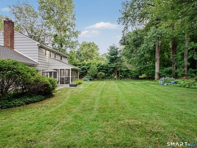1061 Galloping Hill Road, Fairfield, CT 06824