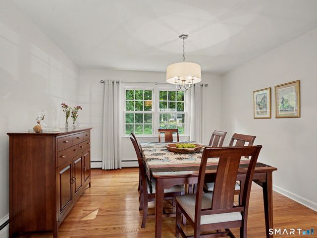 1061 Galloping Hill Road, Fairfield, CT 06824