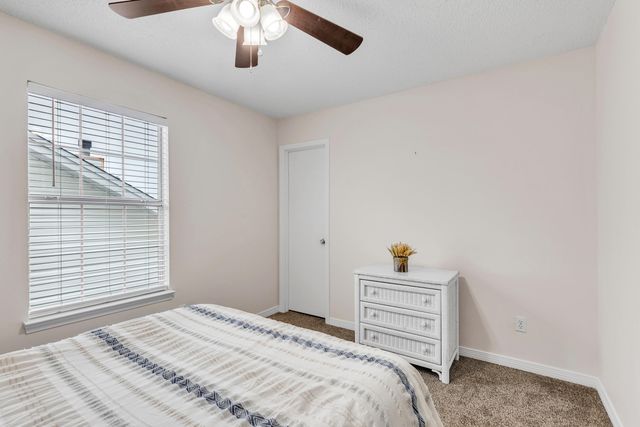 928 Village Lane, Fort Walton Beach, FL 32547