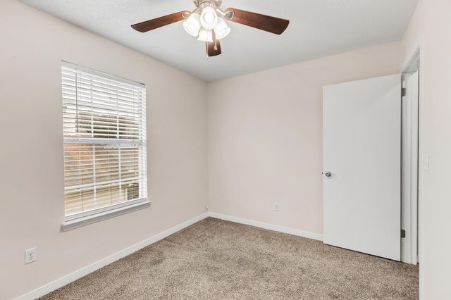 928 Village Lane, Fort Walton Beach, FL 32547