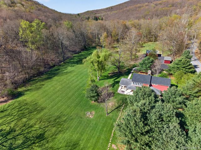 160 Cascade Road, Warwick, NY 10990