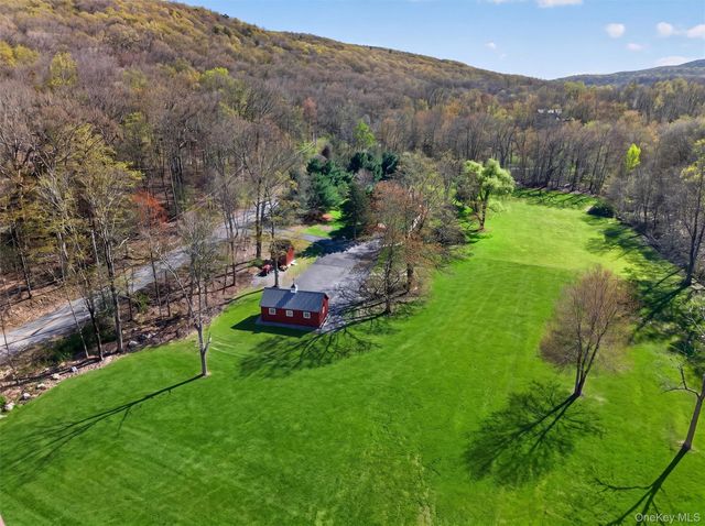 160 Cascade Road, Warwick, NY 10990