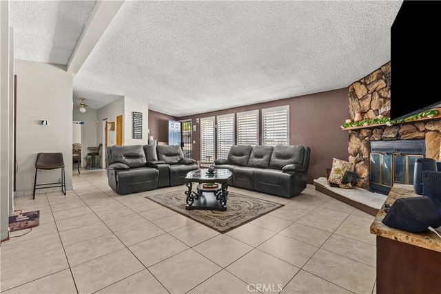 1550 RIMPAU SPC 185 Avenue 185, Corona, CA 92881