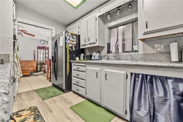 1550 RIMPAU SPC 185 Avenue 185, Corona, CA 92881