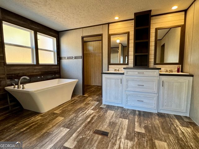 3000 Roscoe Road, Newnan, GA 30263