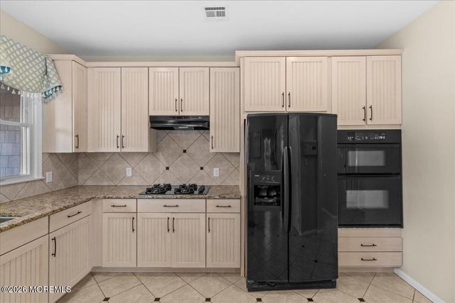 303 Hwy 35 7, Point Pleasant Beach, NJ 08742