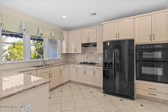 303 Hwy 35 7, Point Pleasant Beach, NJ 08742