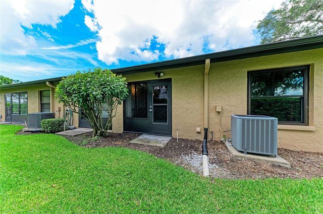 2808 60TH AVENUE W 802, Bradenton, FL 34207