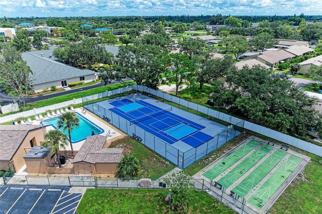 2808 60TH AVENUE W 802, Bradenton, FL 34207