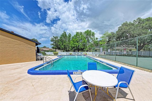 2808 60TH AVENUE W 802, Bradenton, FL 34207