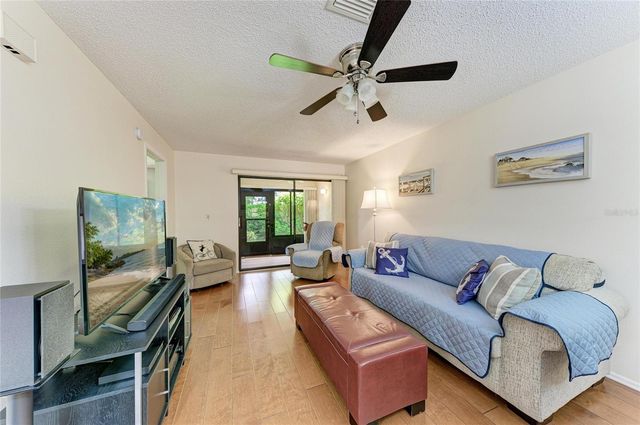 2808 60TH AVENUE W 802, Bradenton, FL 34207