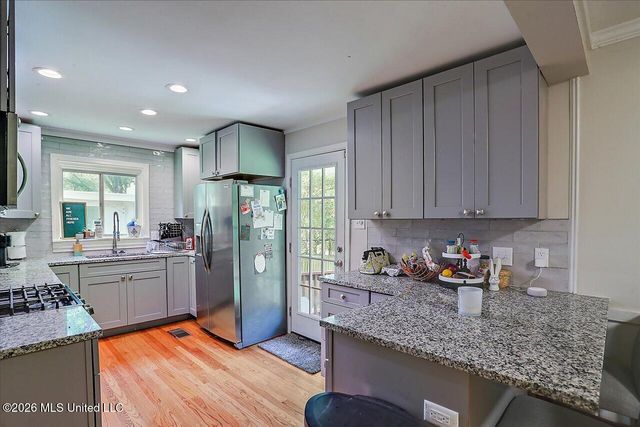 4263 Forest Park Drive, Jackson, MS 39211