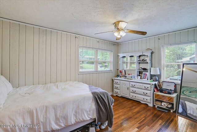 4263 Forest Park Drive, Jackson, MS 39211