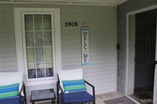 5909 Annex Court, Normandy, MO 63135