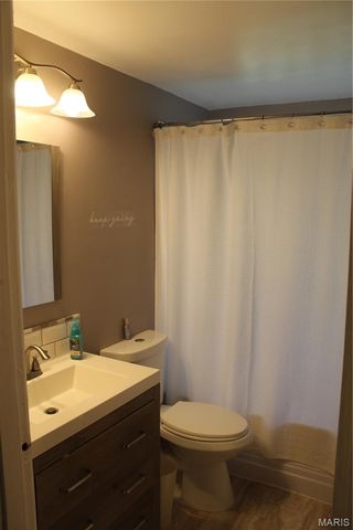 5909 Annex Court, Normandy, MO 63135