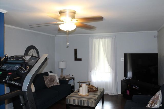 5909 Annex Court, Normandy, MO 63135
