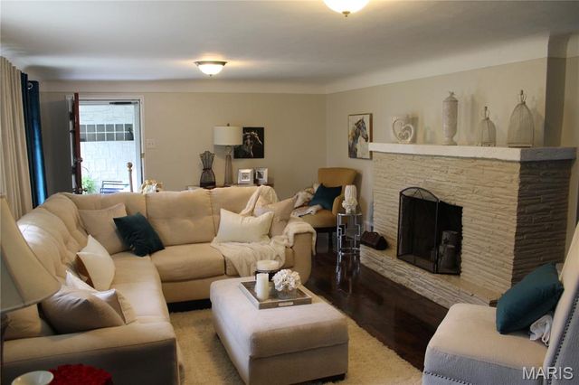 5909 Annex Court, Normandy, MO 63135