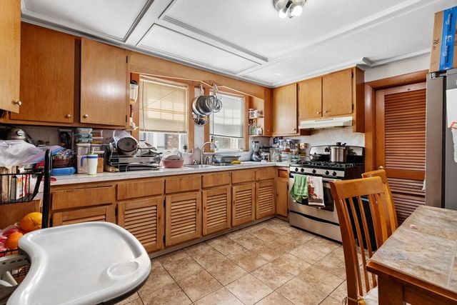 292 Broadway, Malden, MA 02148
