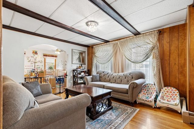 292 Broadway, Malden, MA 02148